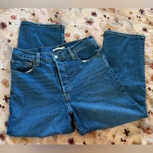 Levi’s Ribcage Straight